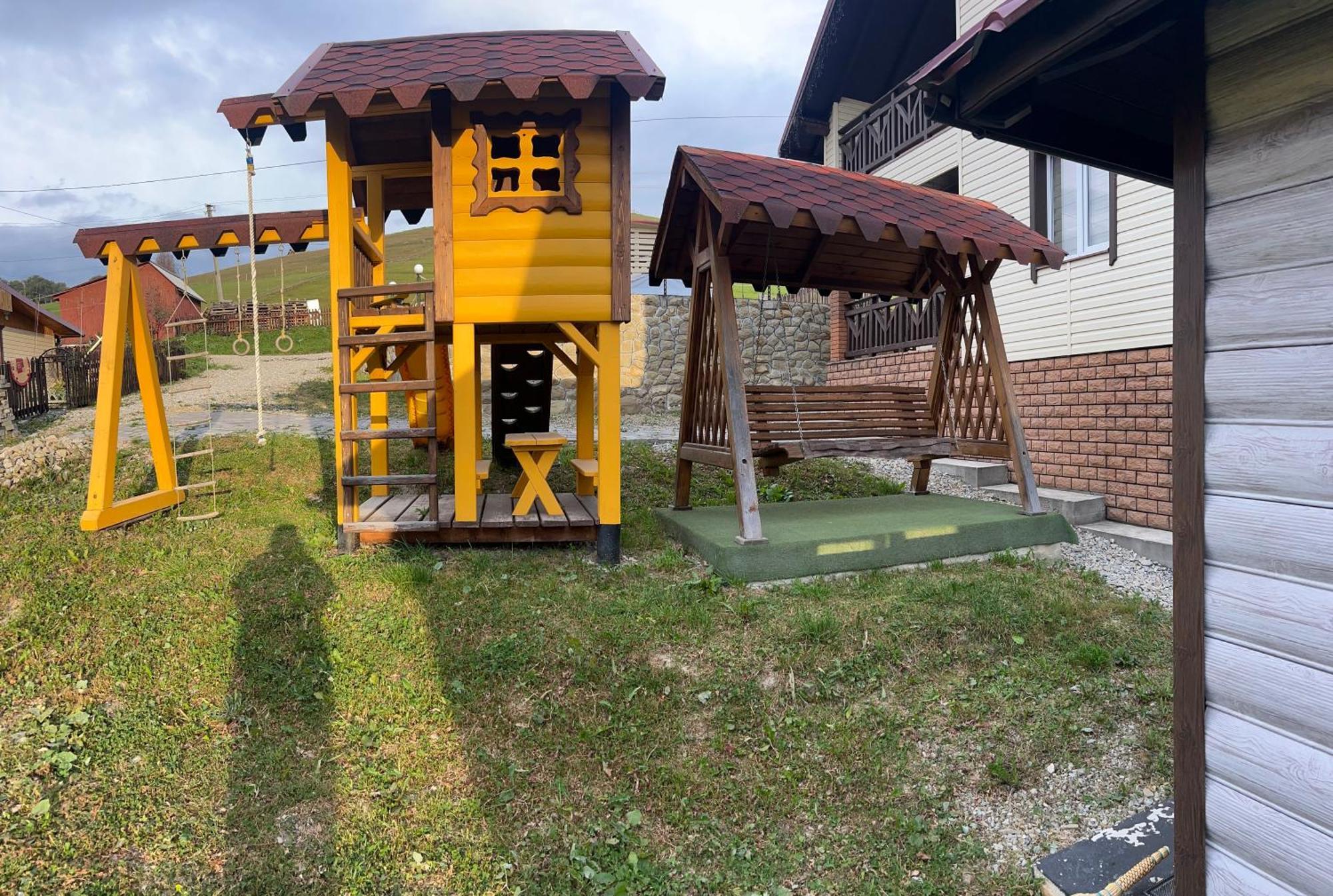 BEE HOUSE Поляниця Апартаменти Буковел Екстериор снимка