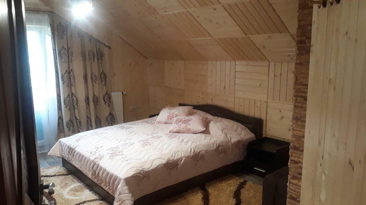 BEE HOUSE Поляниця Апартаменти Буковел Екстериор снимка