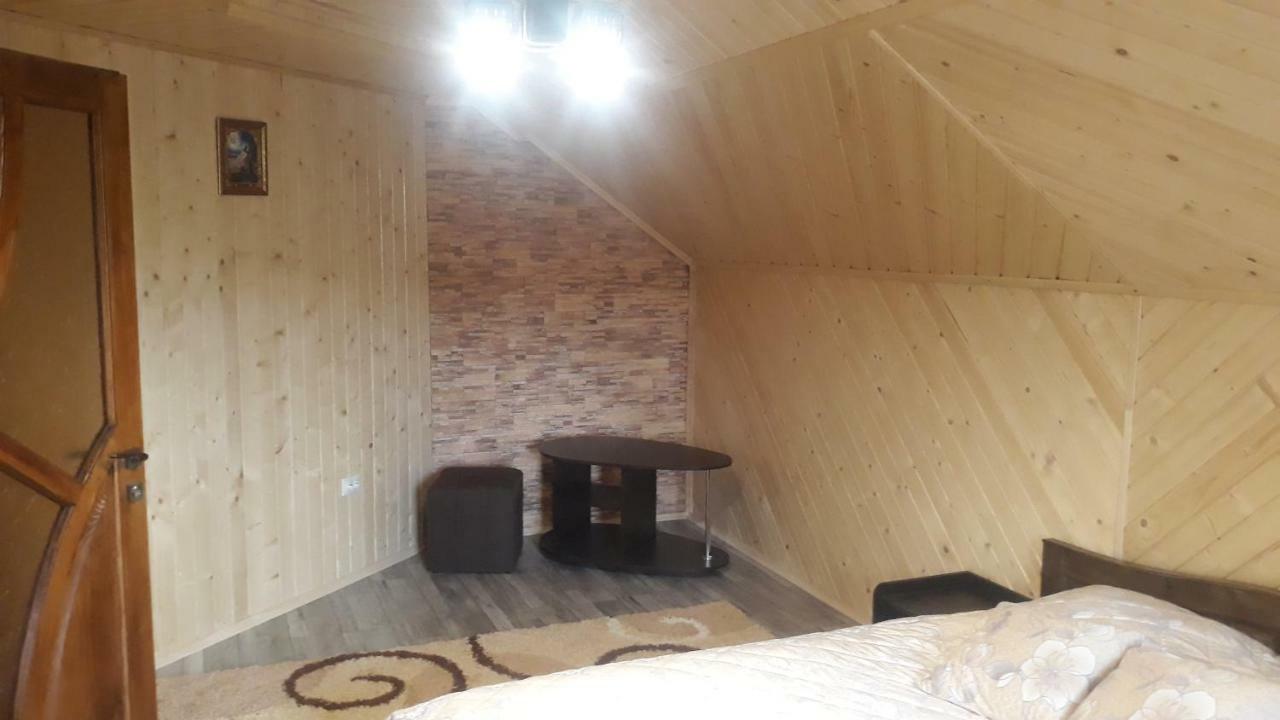 BEE HOUSE Поляниця Апартаменти Буковел Екстериор снимка
